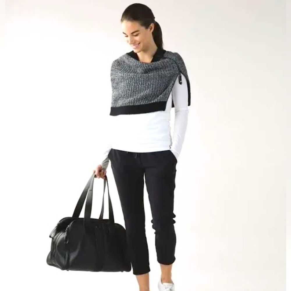 Lululemon Falling Freely Wool Scarf Neck Warmer Multi Wear Wrap Black Gray Zip